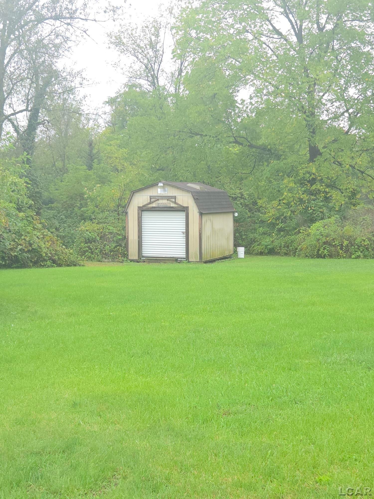942 Munith Road