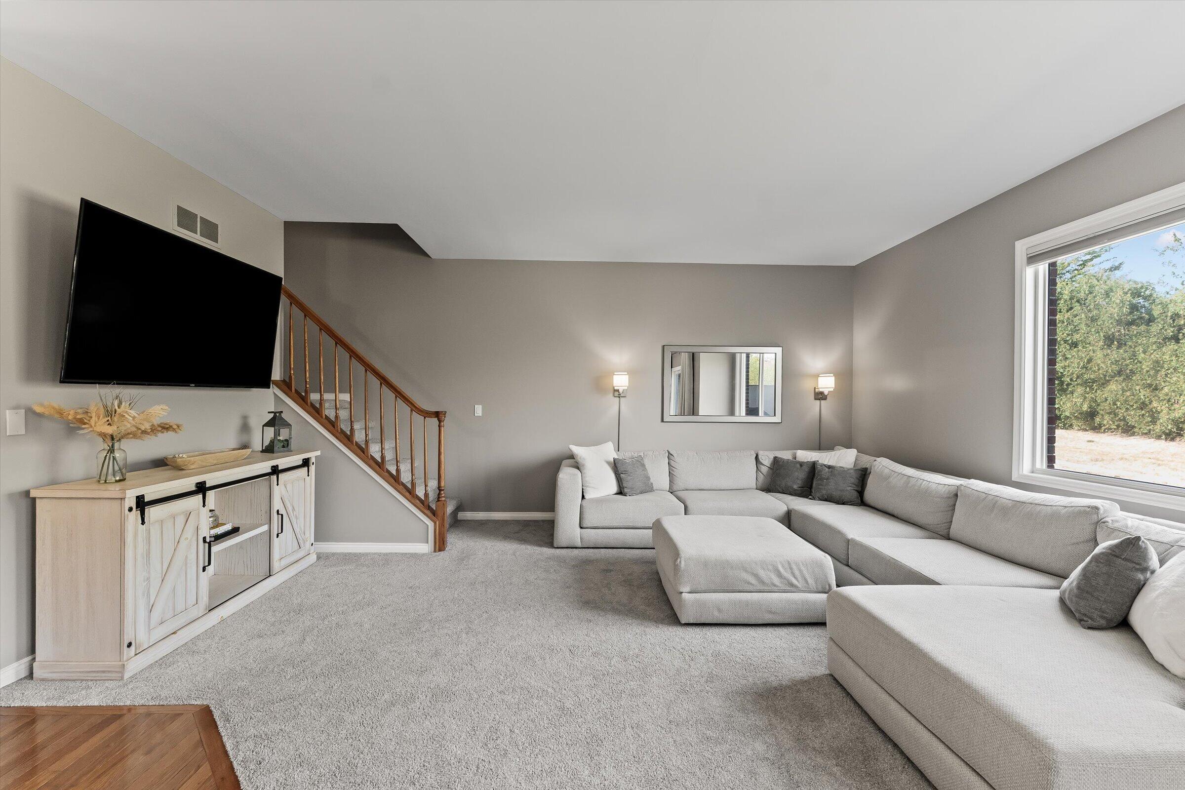 24323 Heatherwood Drive