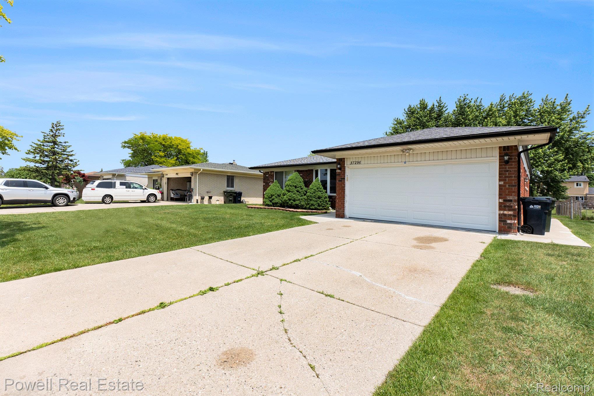 37296 Hacker Drive