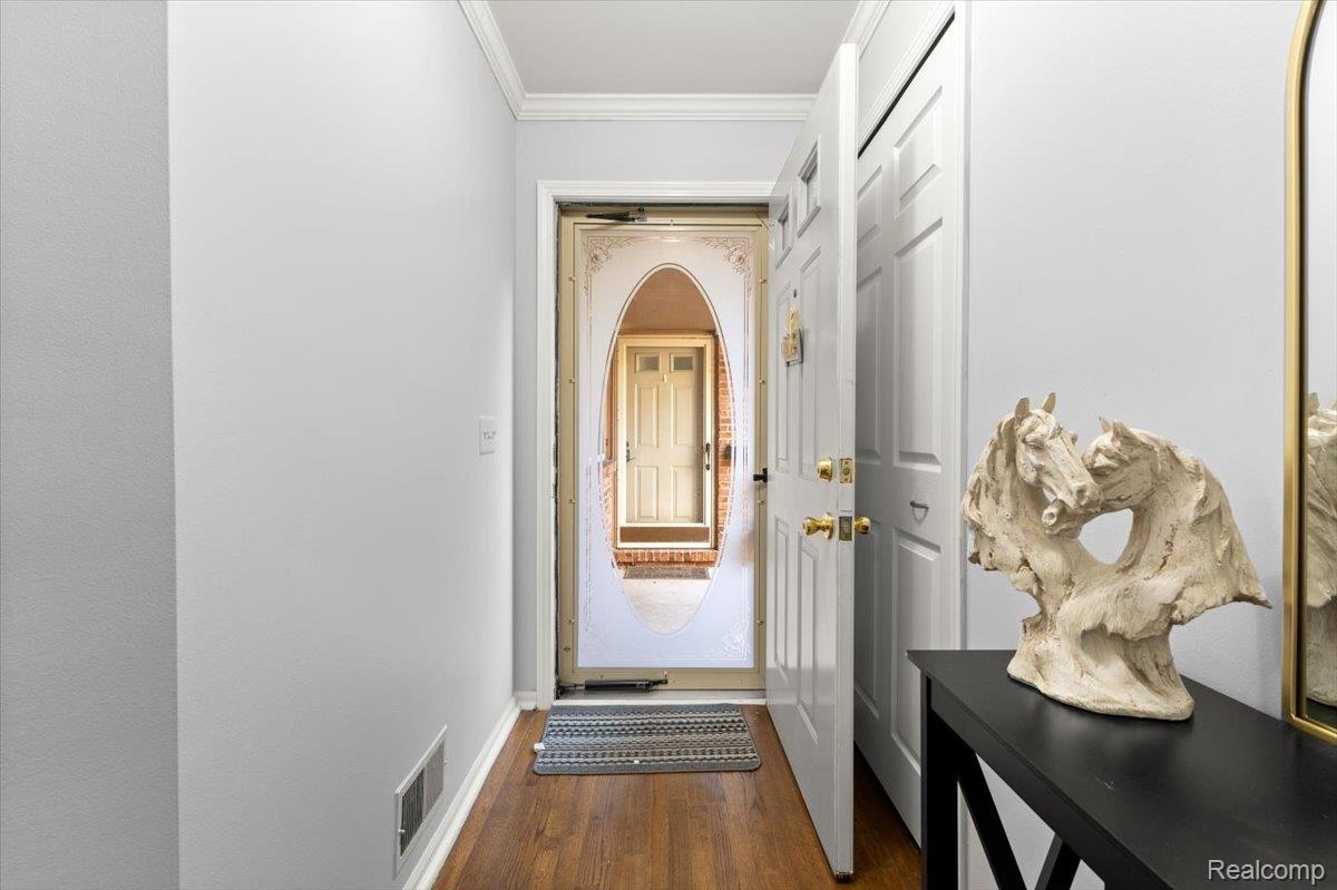 46930 Country Lane