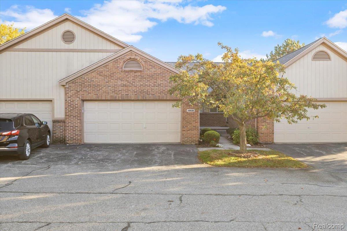46930 Country Lane