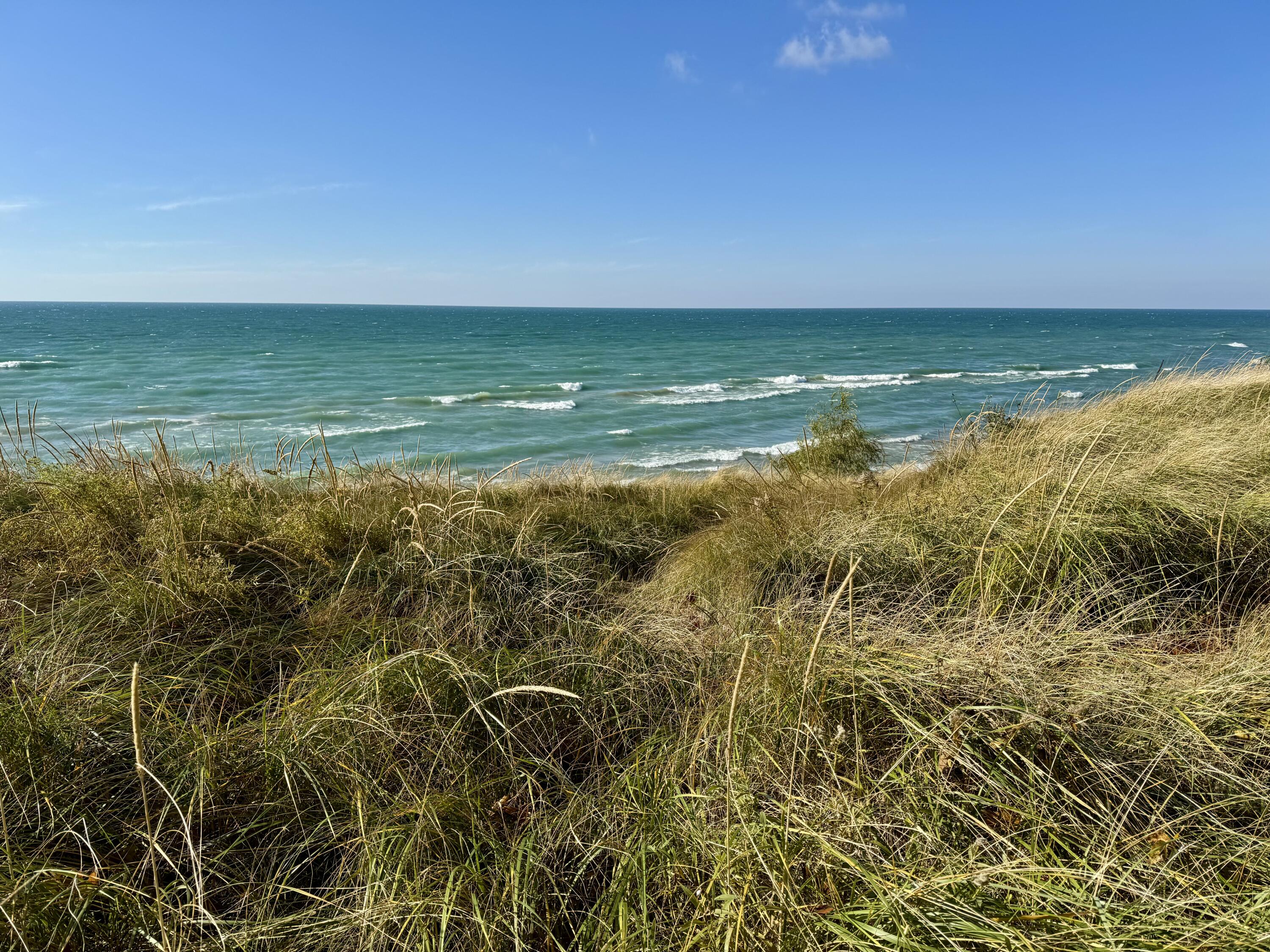 2526 Lakeshore Drive