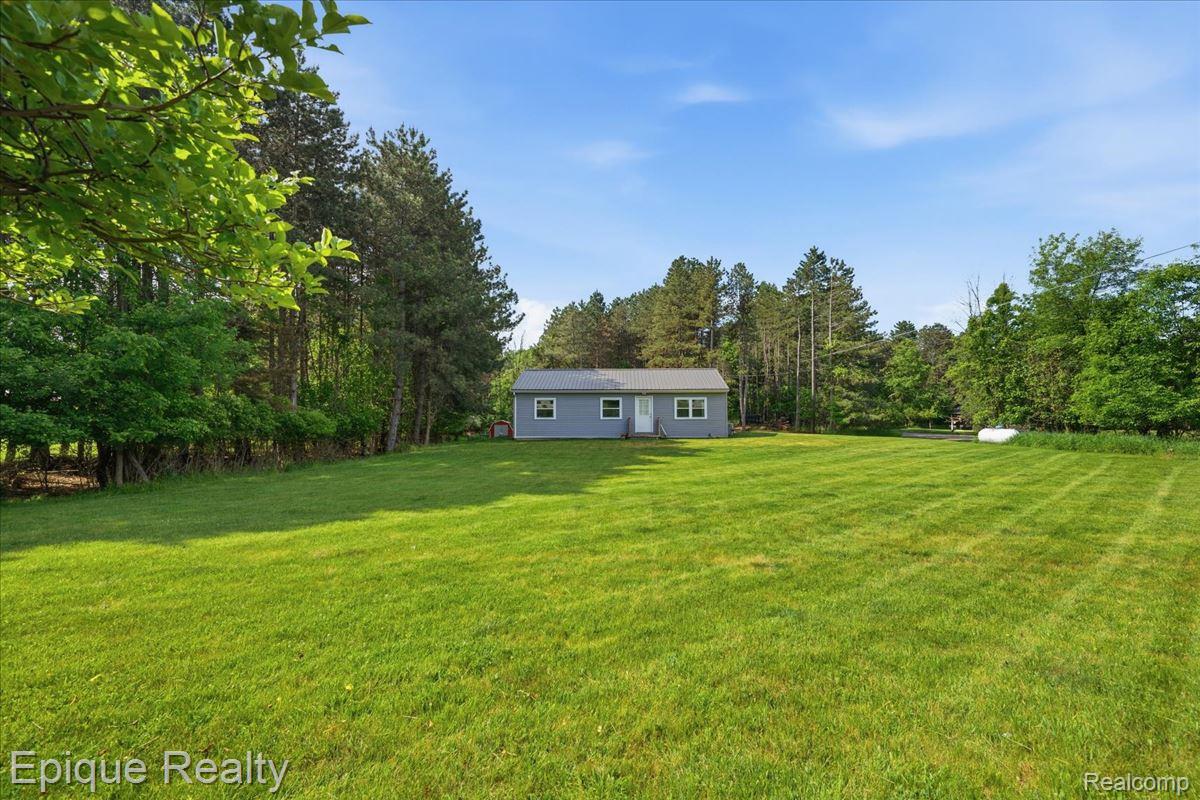 12272 E Mount Morris Road