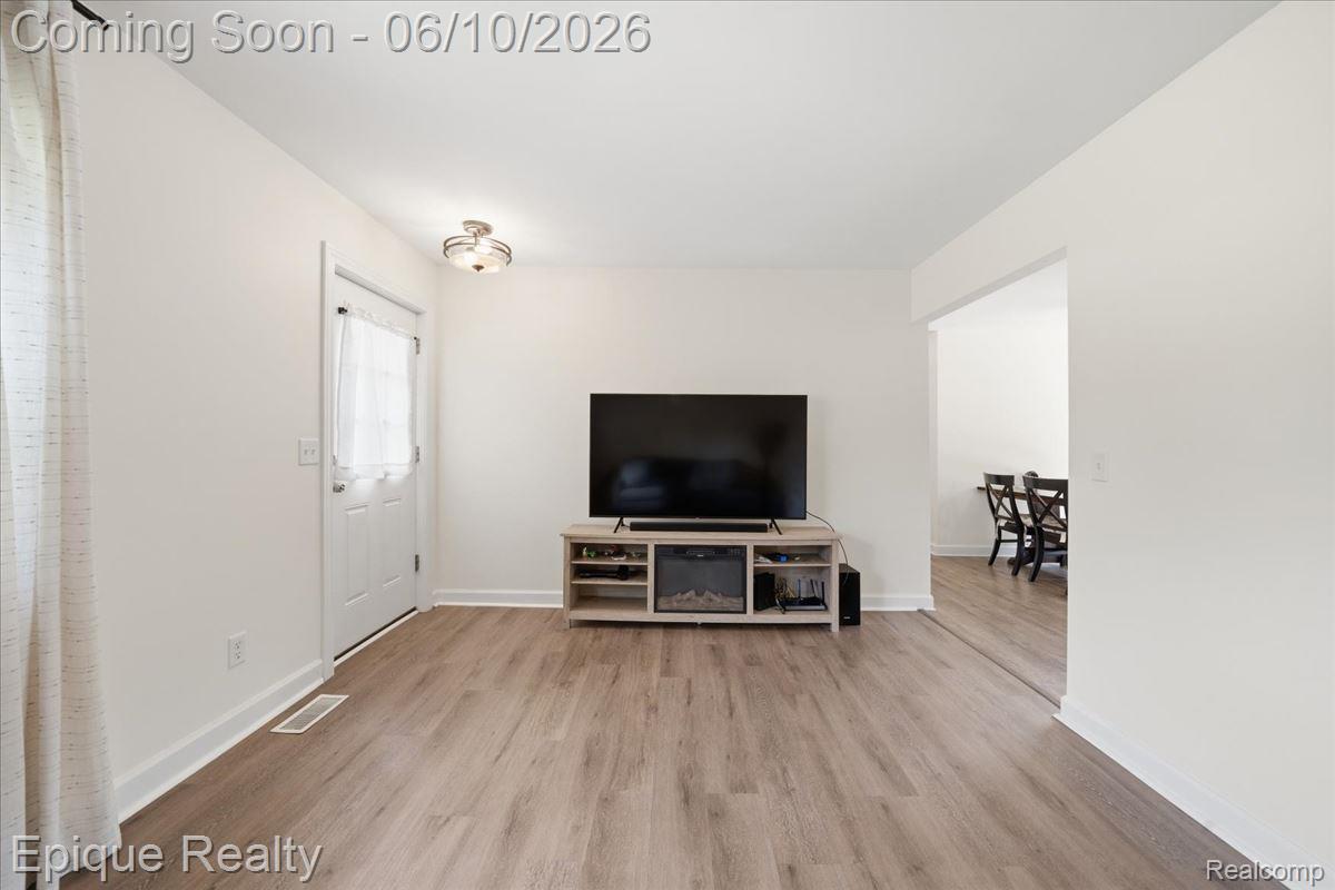 12272 E Mount Morris Road