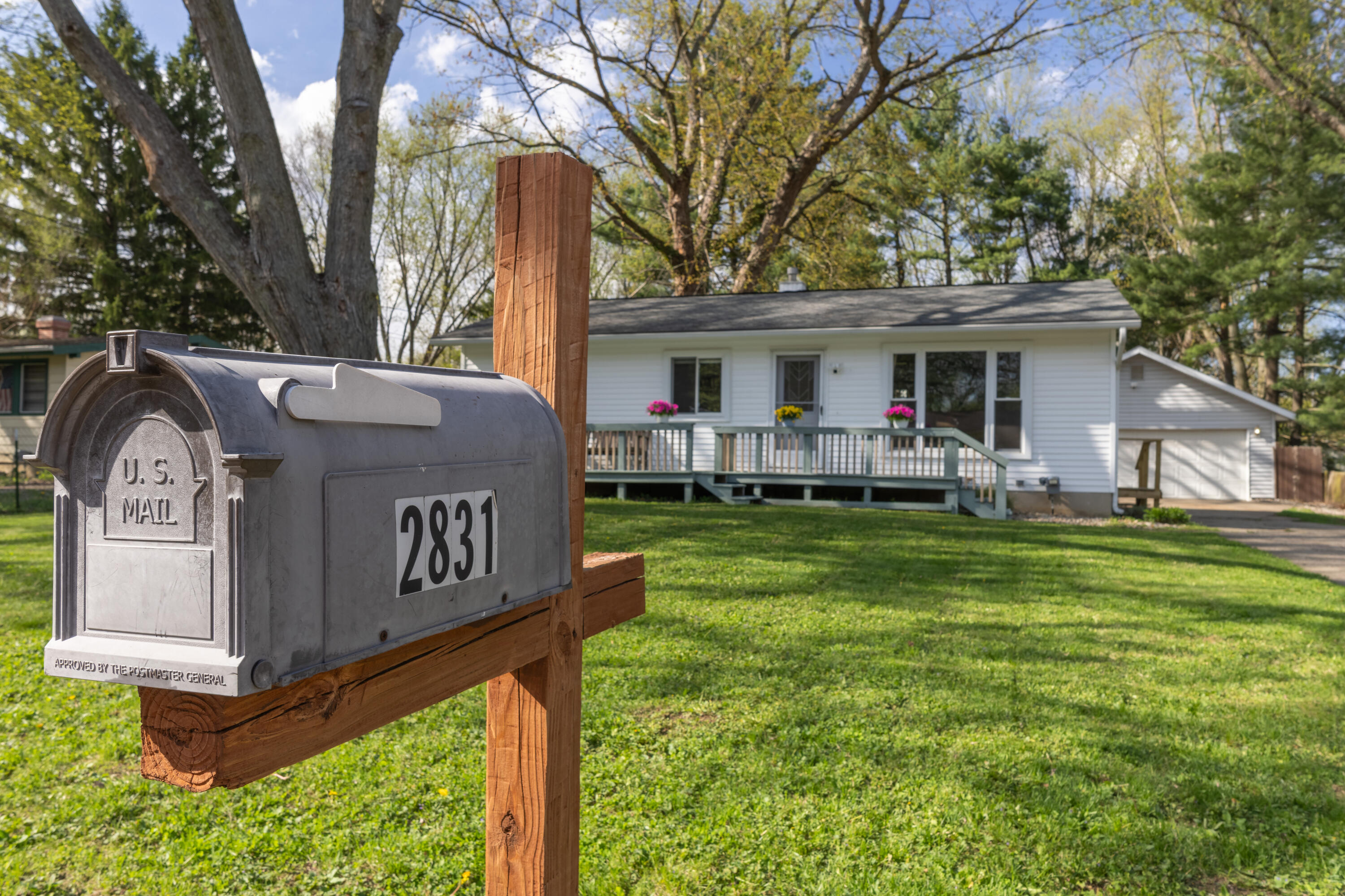 2831 Briarwood Drive