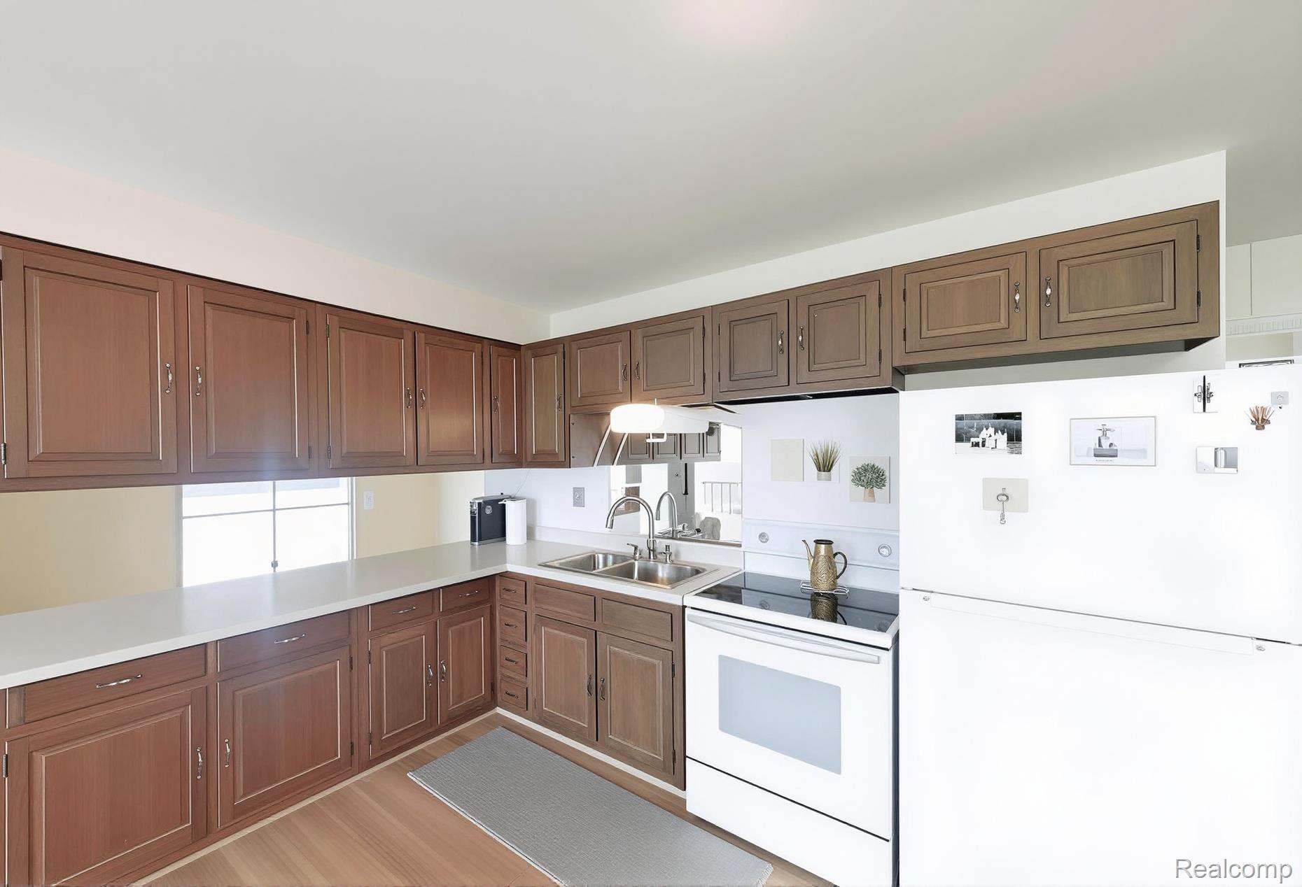 8700 Hillsdale Drive