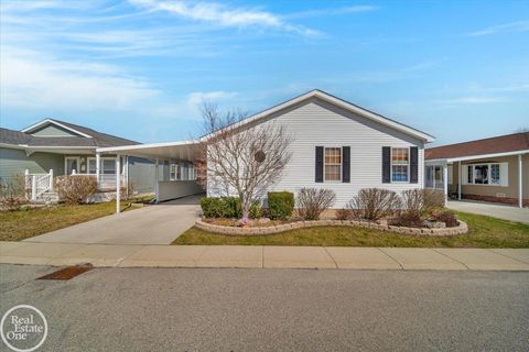 6240 Twin Lakes Drive Kimball Township MI 48074