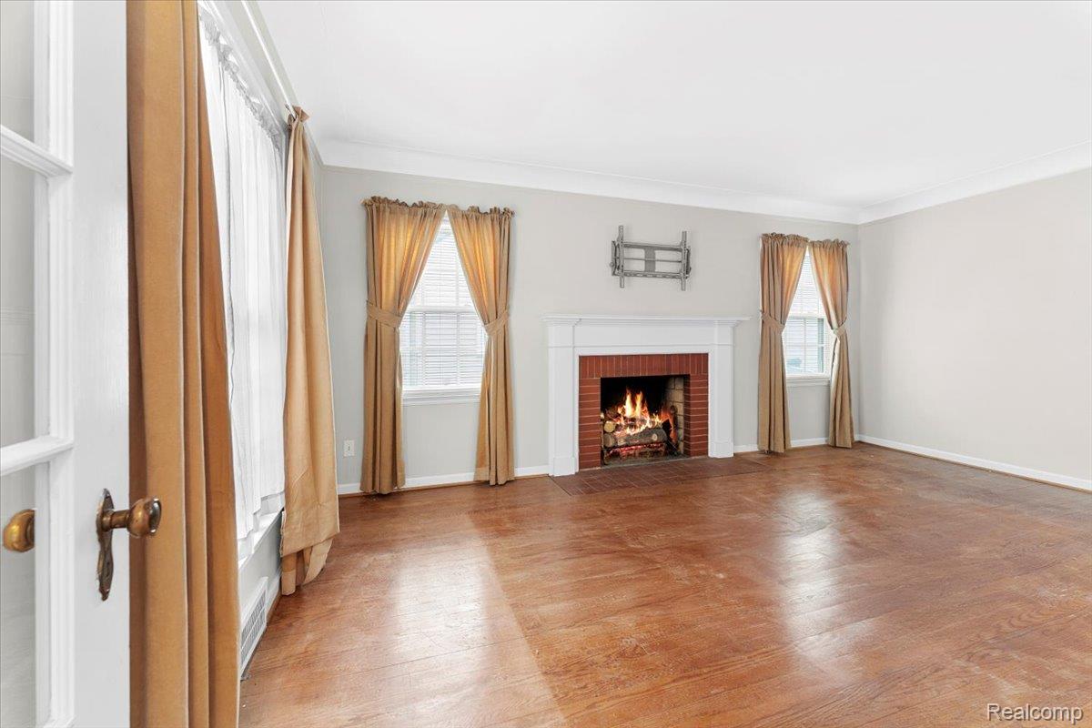 909 N Highland Street