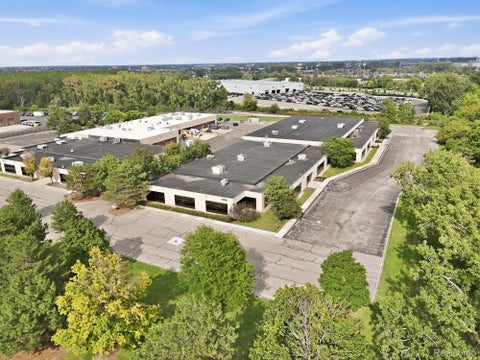 Photo for 15000 N Commerce Drive