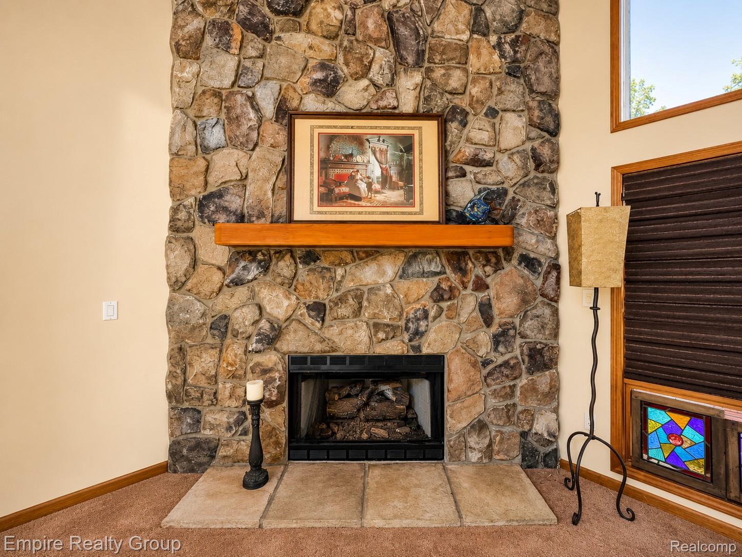 2111 Oak Terrace