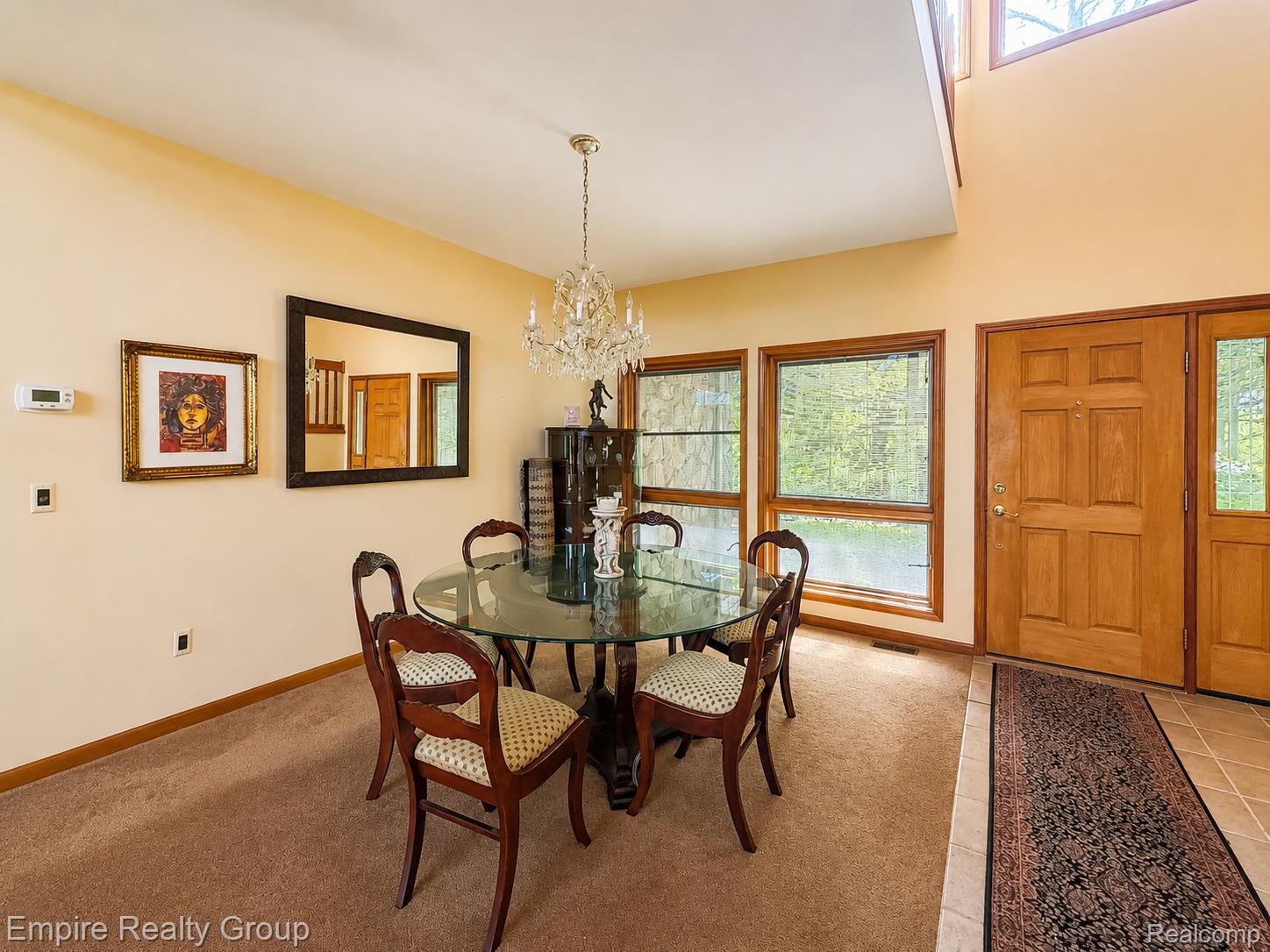 2111 Oak Terrace
