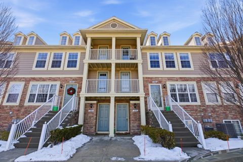 140 Saber Way 7 Lake Orion Village MI 48362