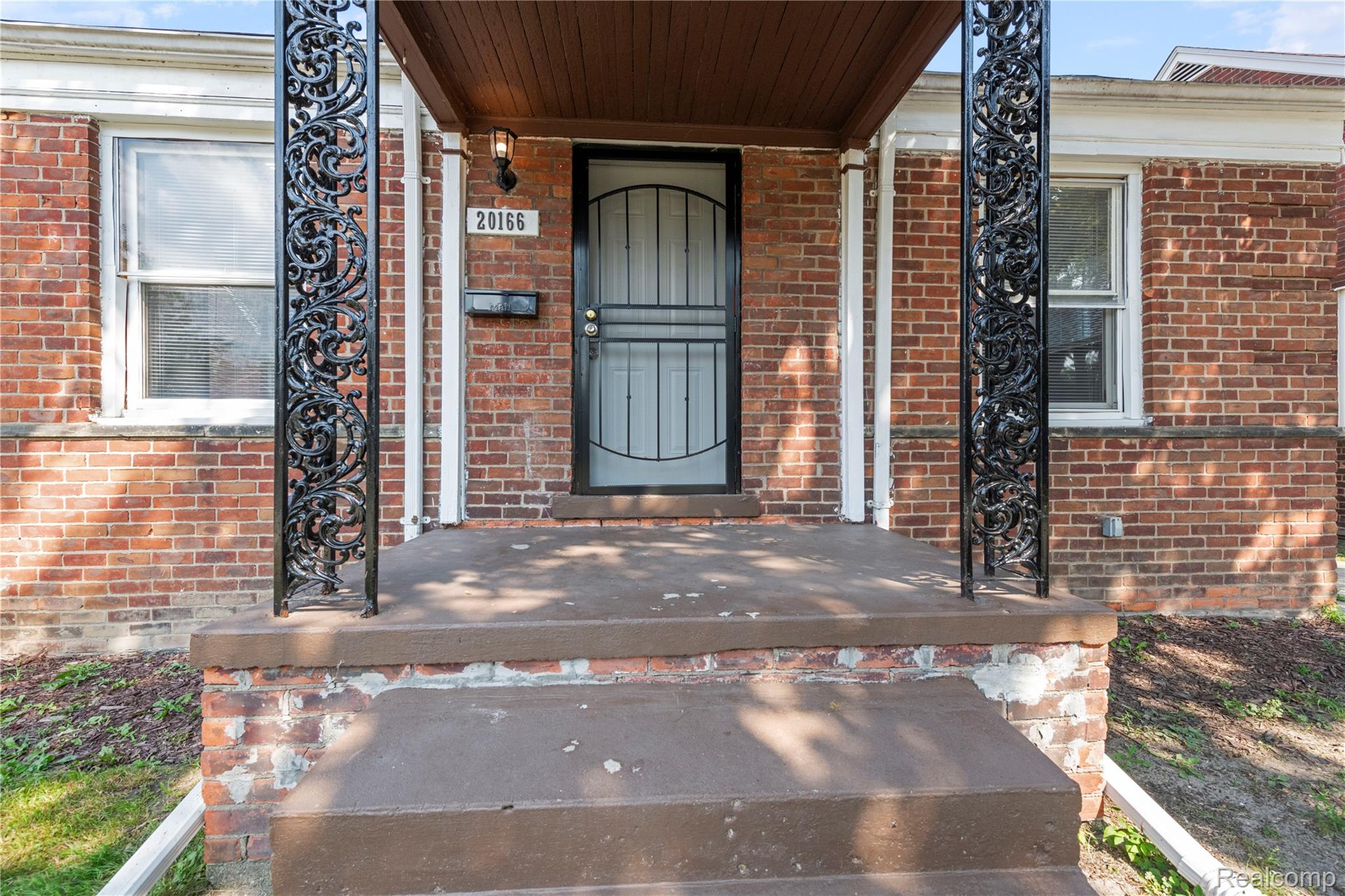 20166 Riopelle Street