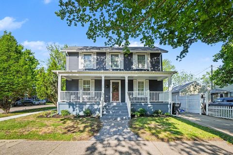 Photo of 416 Center Street, South Haven City, MI 49090 (MLS # 71026025942)