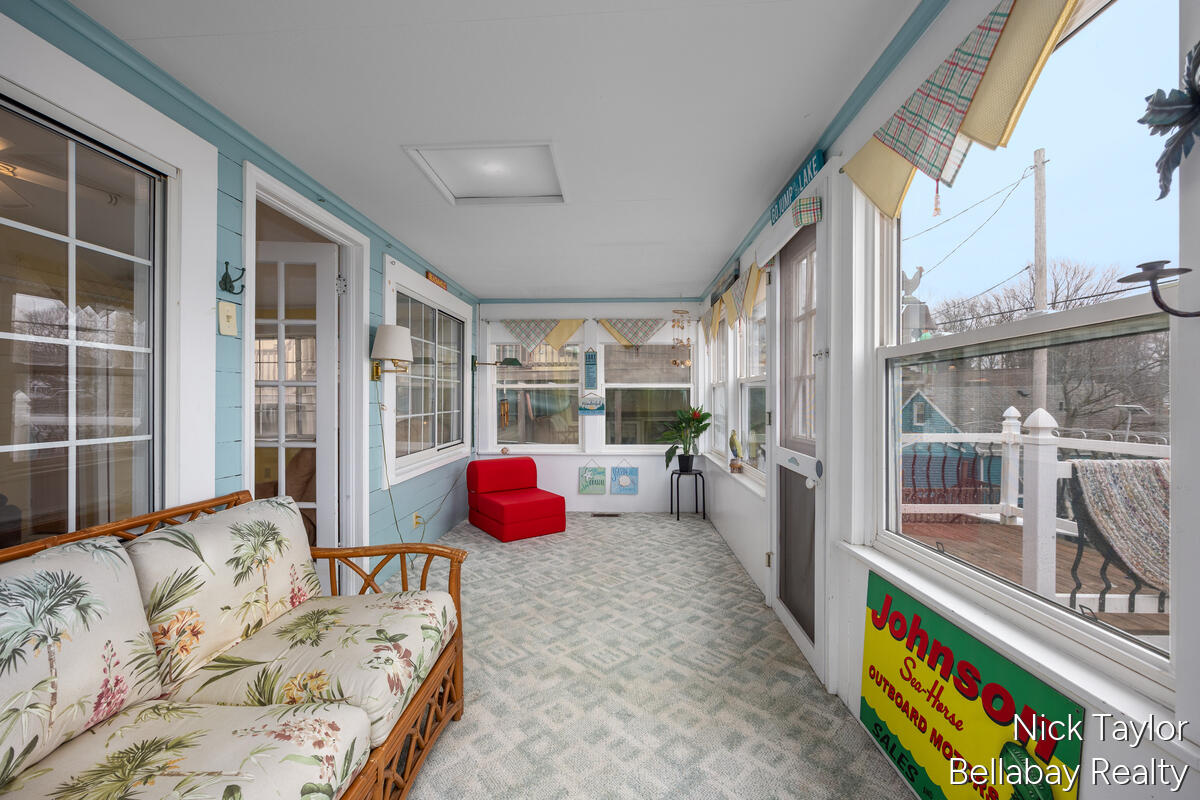 8198 Morrison Lake Gardens