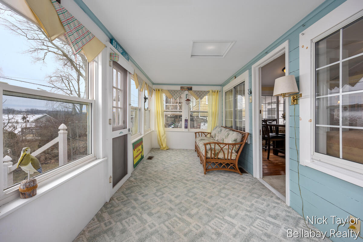 8198 Morrison Lake Gardens