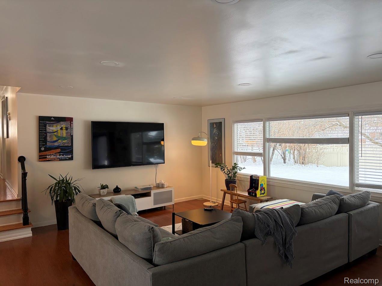 7070 Riverstone Road