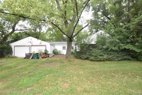 Photo for 3482 W Maple Road
