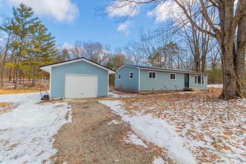 9848 90th Avenue Morton Township MI 49332