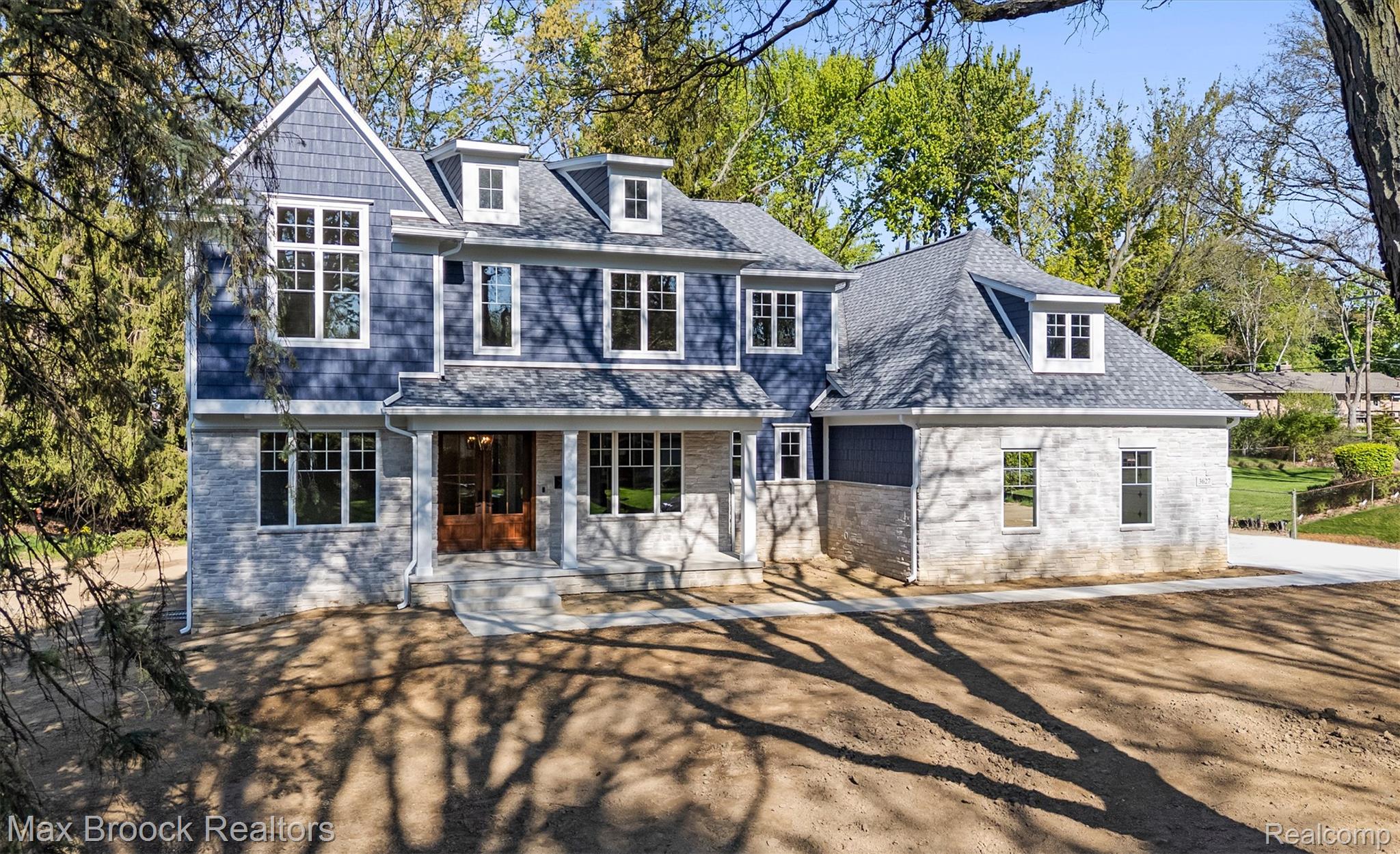 3627 Middlebury Lane