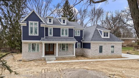 Photo of 3627 Middlebury Lane, Bloomfield Charter Township, MI 48301 (MLS # 20261023996)