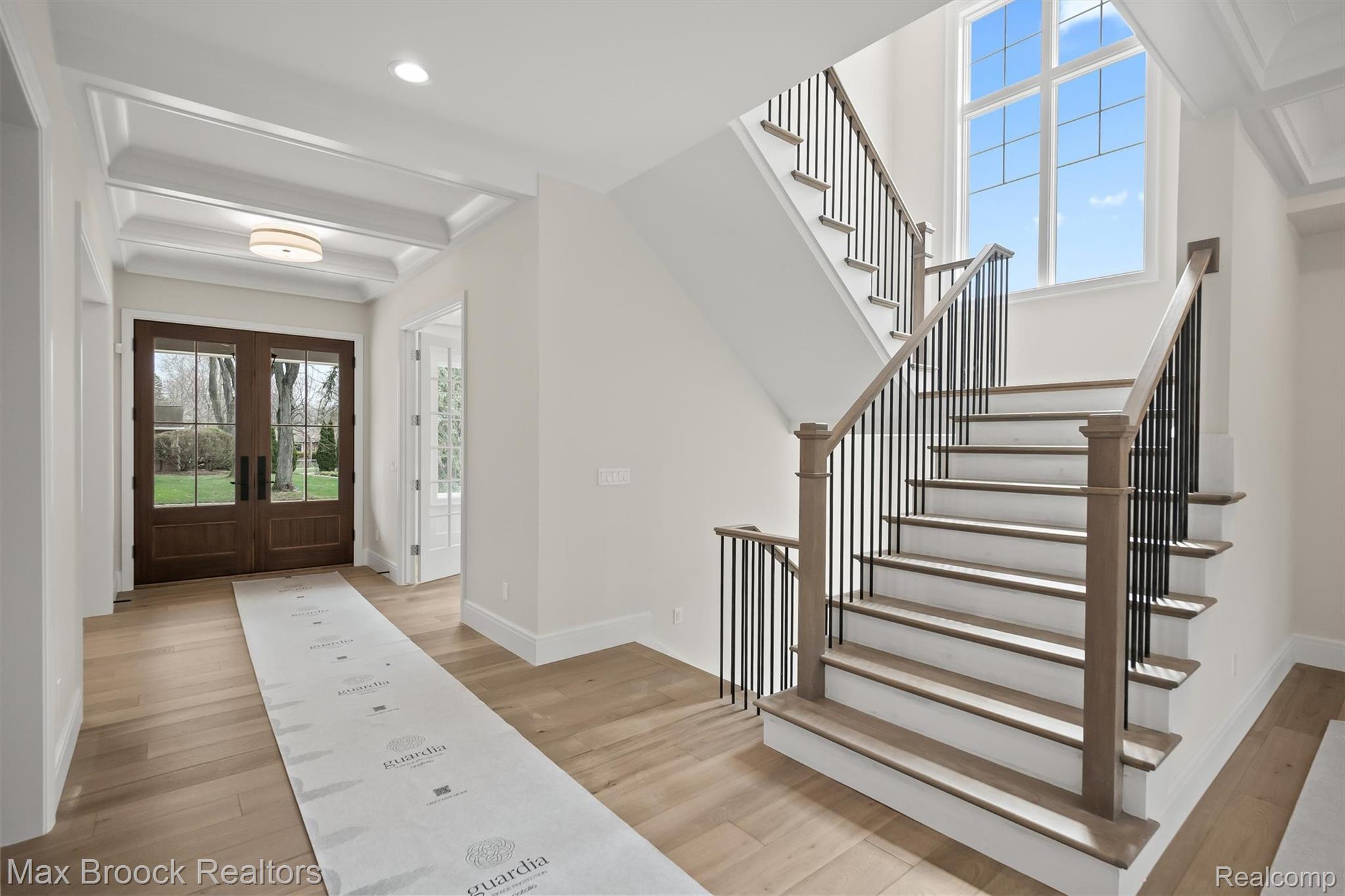 3627 Middlebury Lane