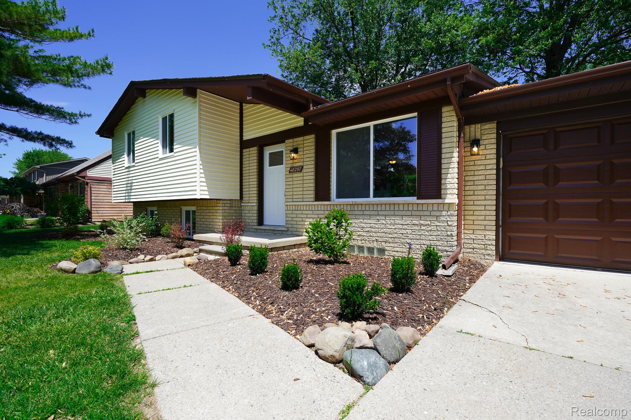 48297 Mallard Drive