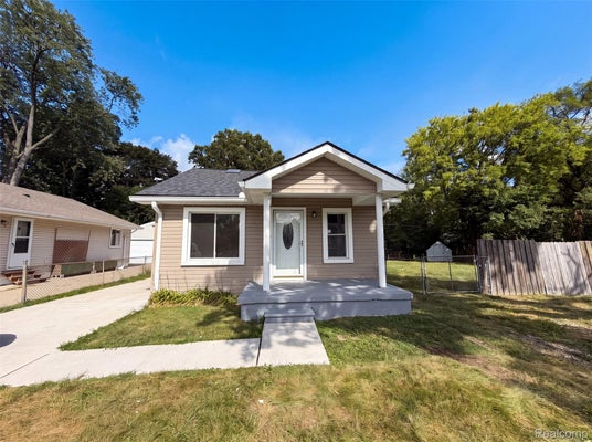 21420 JEFFERSON ST, FARMINGTON HILLS, MI 48336 - Image bdec6ea8e8bacd2470c3d3b528dbd70f/2760637773