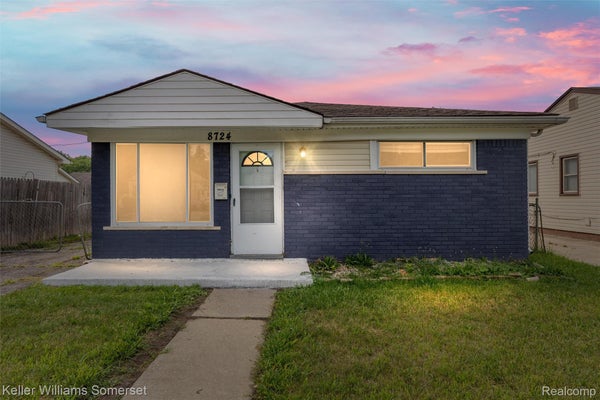 8724 ESSEX AVE, WARREN, MI 48089 - Image bdfa3c3e189e672e054cf28e73abd3f3/897736302