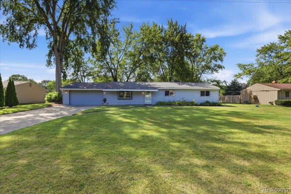 4845 PELTON RD, CLARKSTON, MI 48346 - Image bdff7593c0638e0a2ae87303b3a1ea13/3374871743