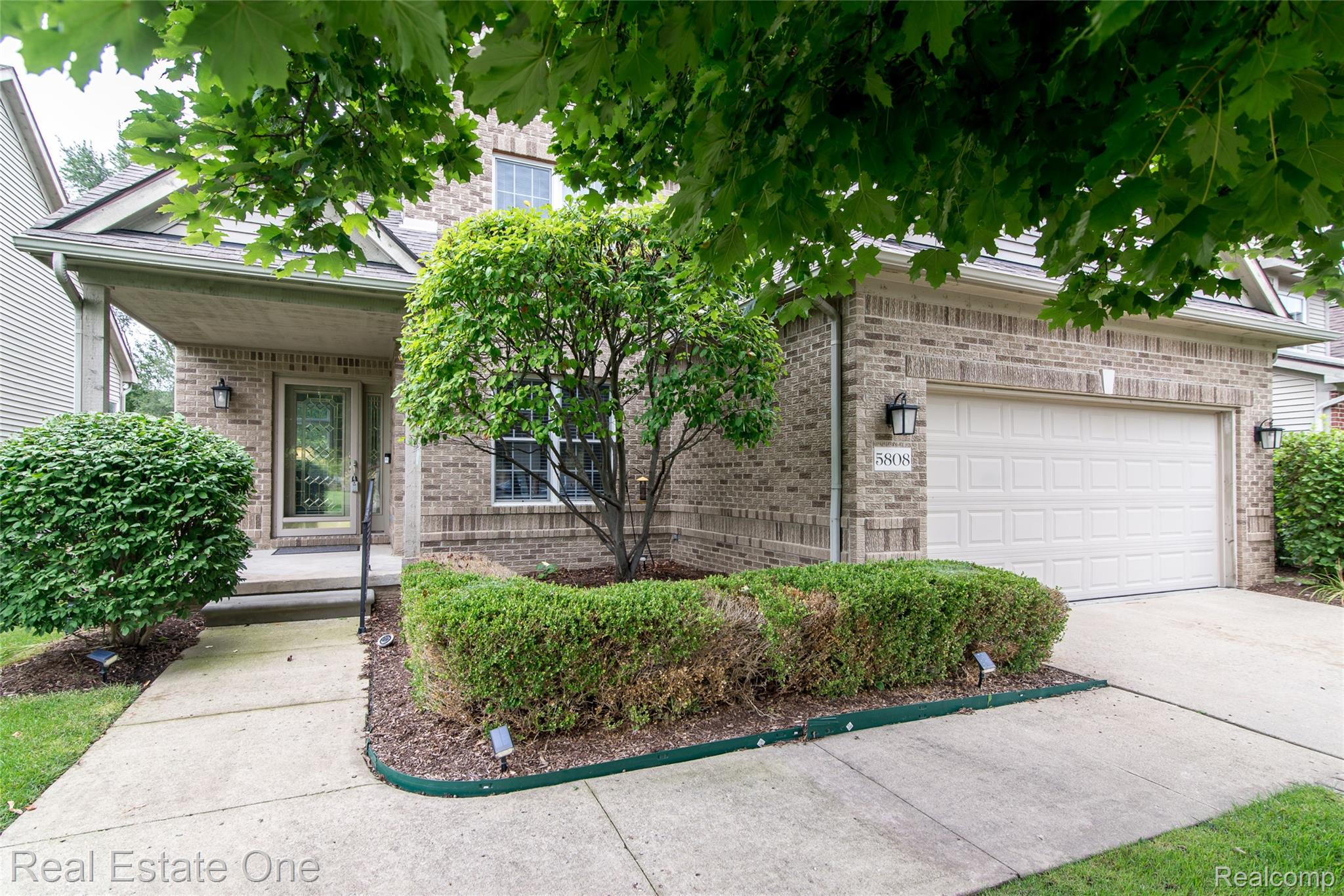 5808 Windstar Circle