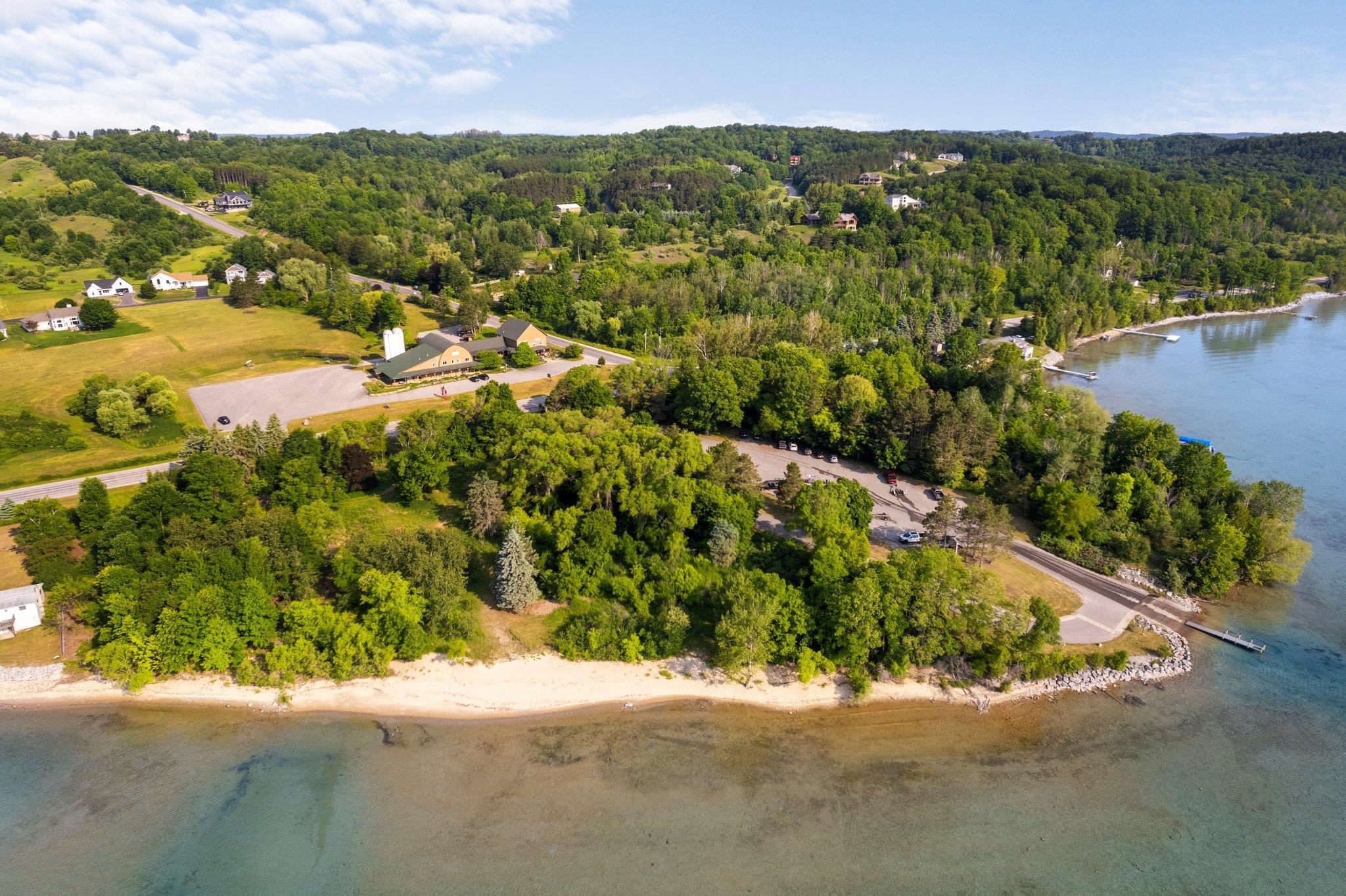 5046 S West Bay Shore