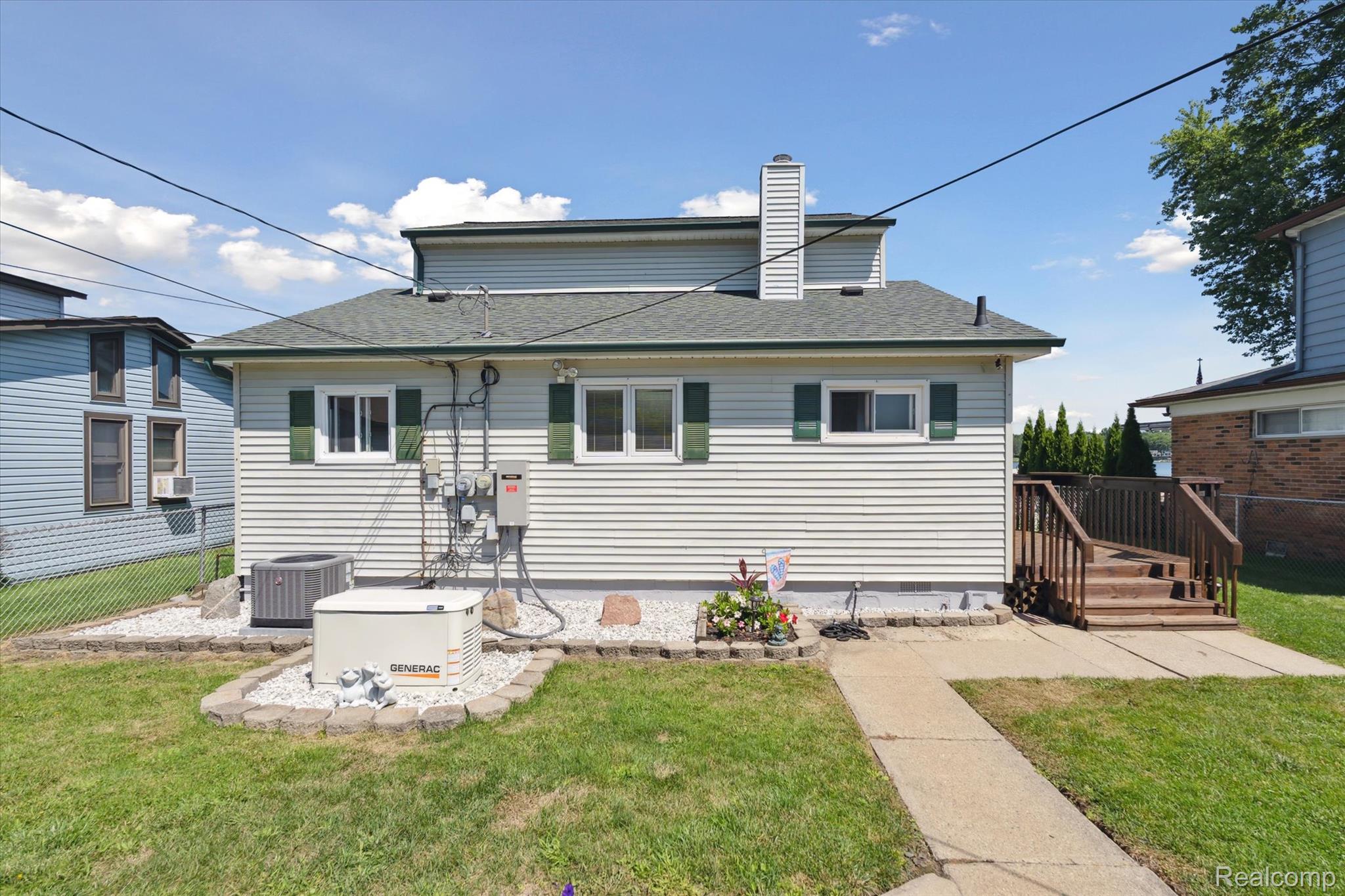 2295 Davista Drive