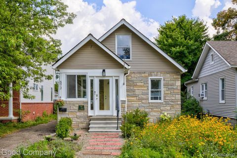 573 E Oakridge Street Ferndale City MI 48220