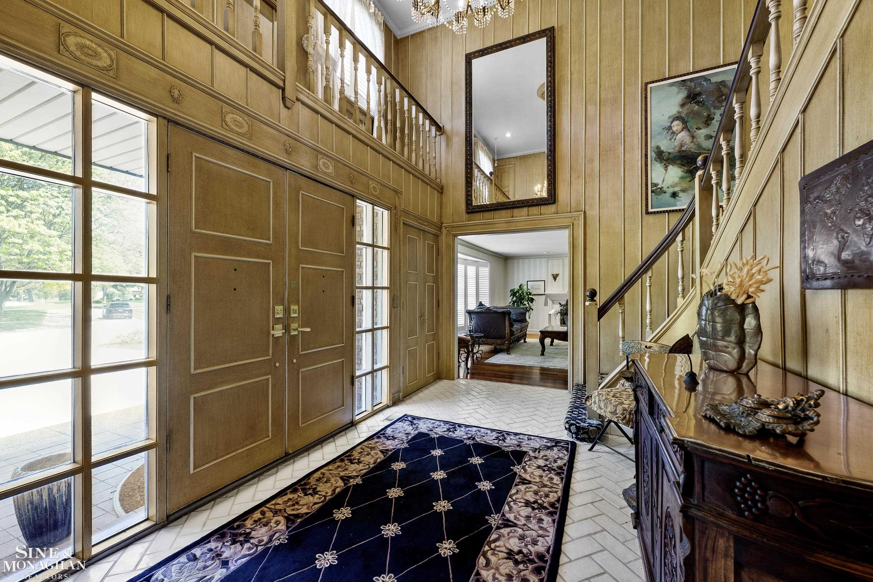 38383 Saddle Lane