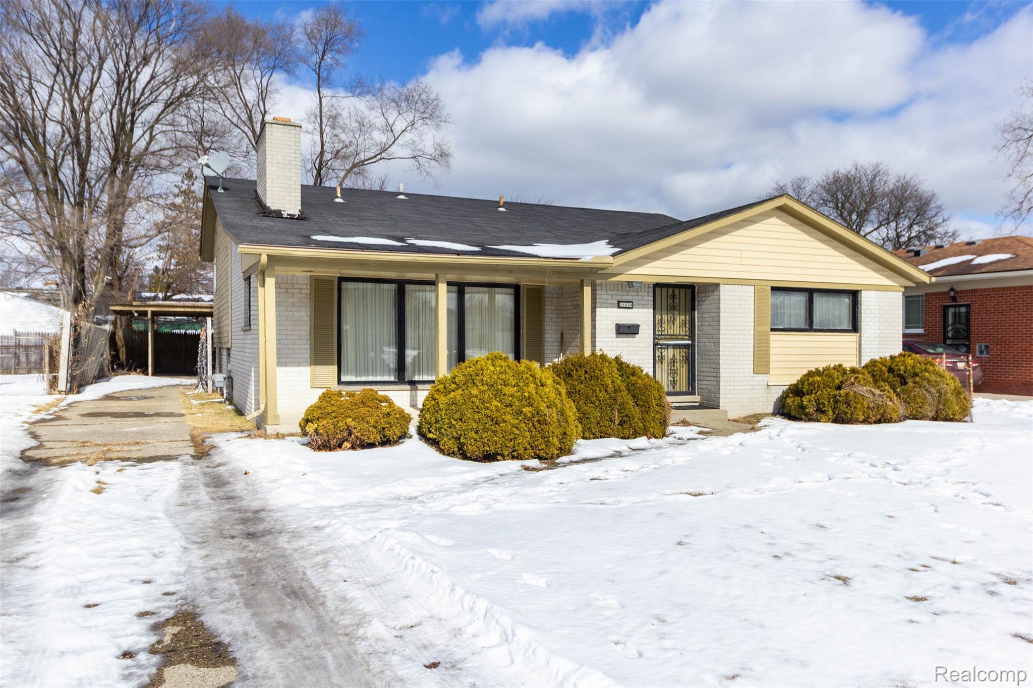 16024 Stratford Drive