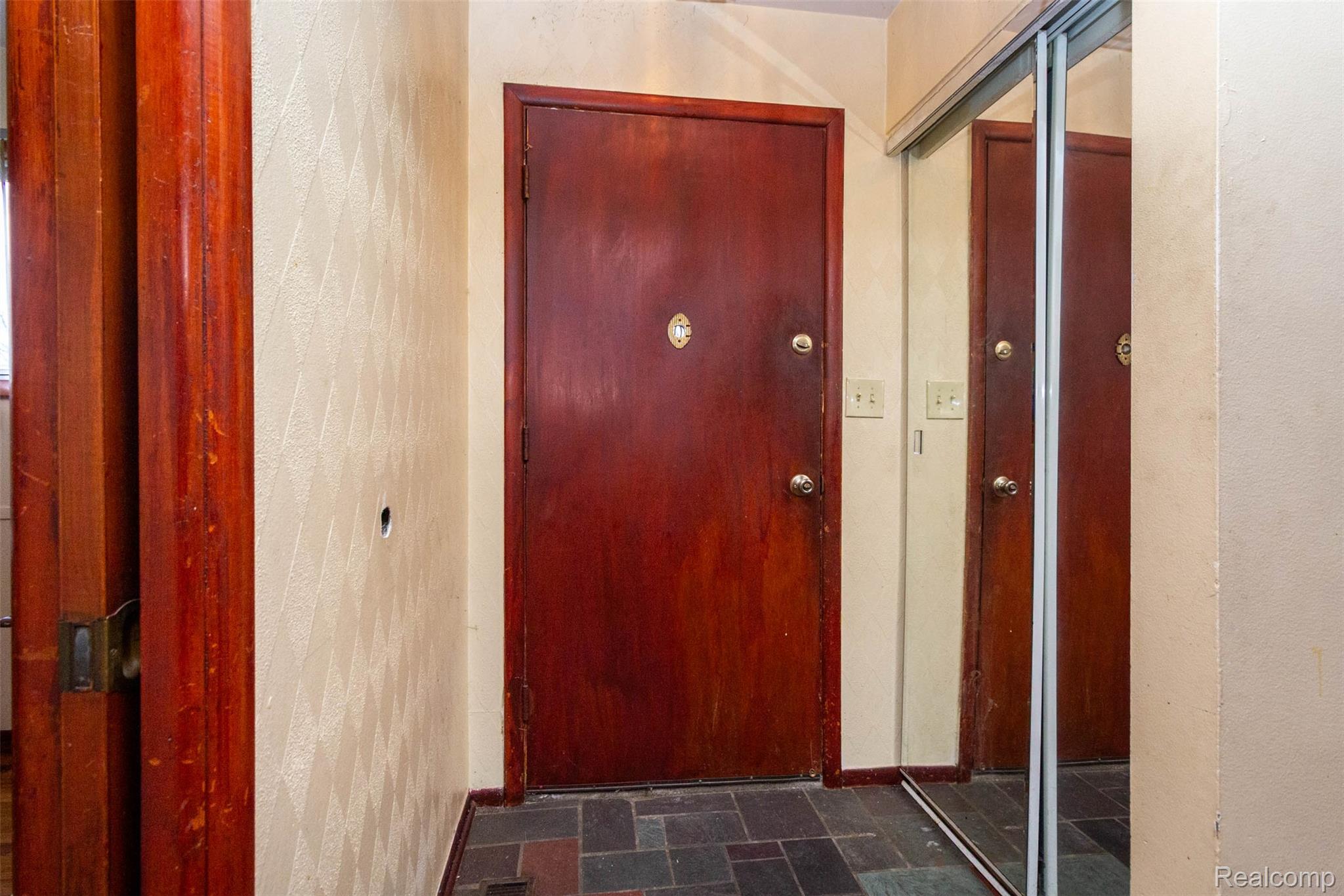 16024 Stratford Drive