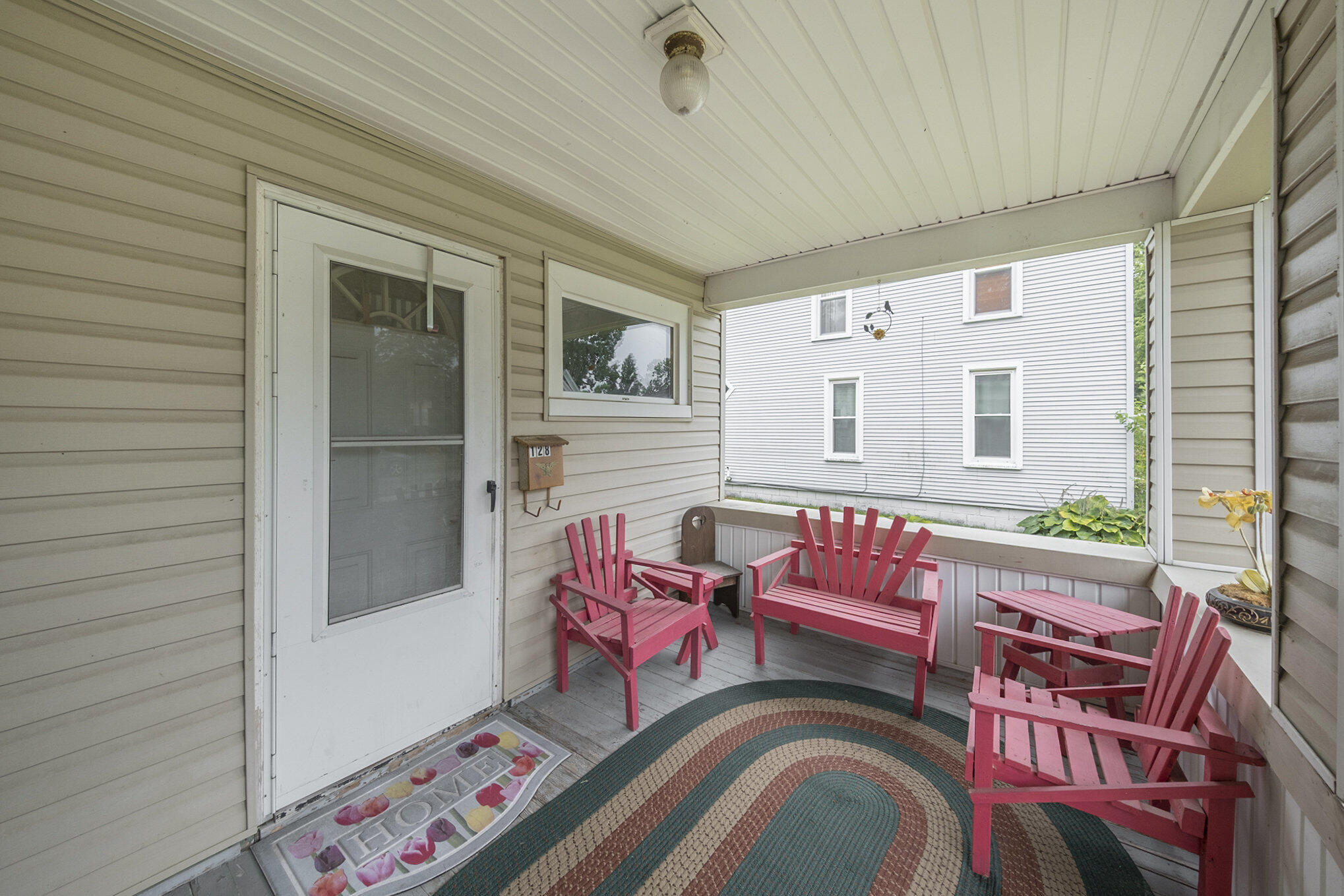 128 1st Street