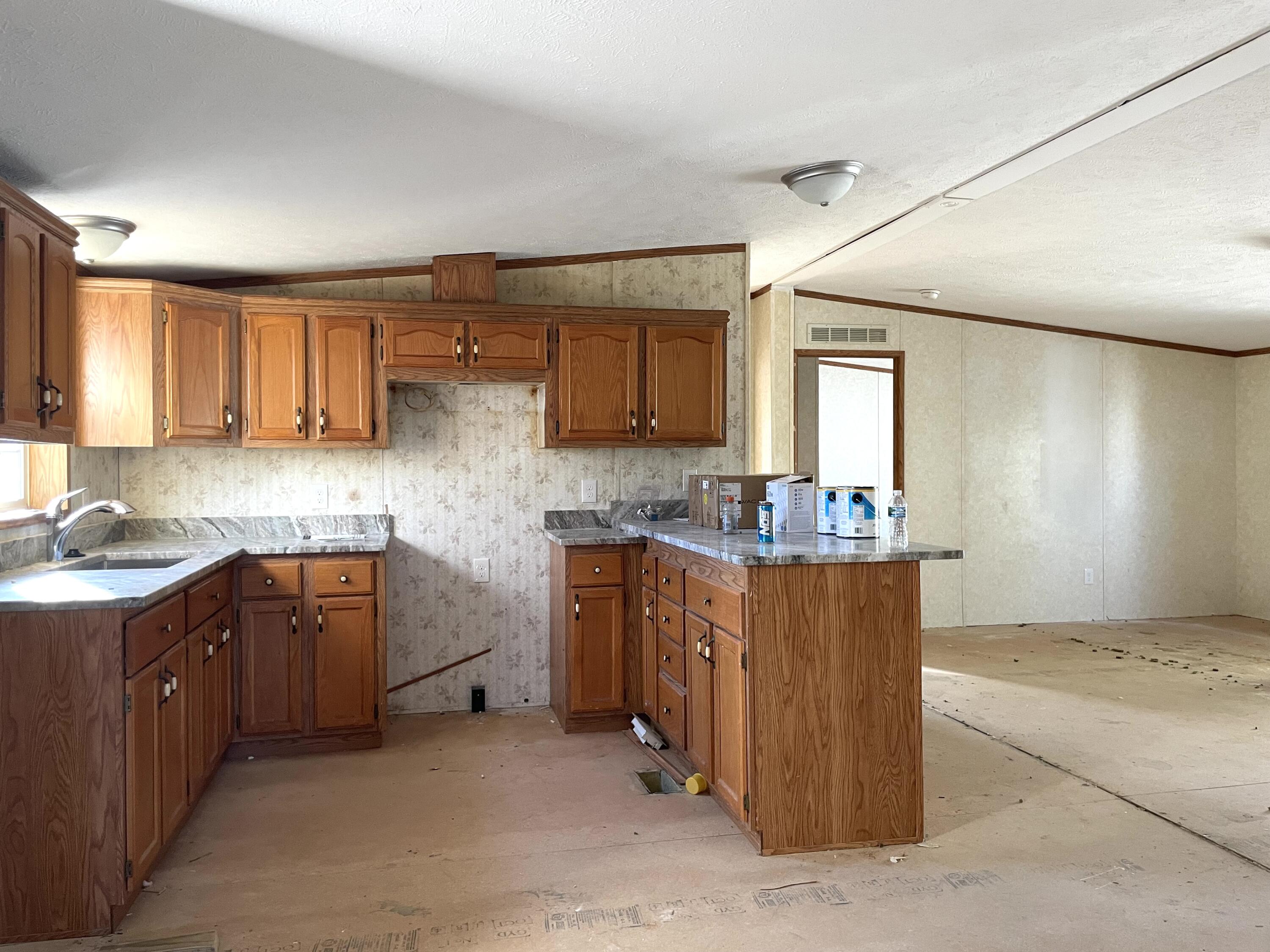 3900 W Jefferson Avenue