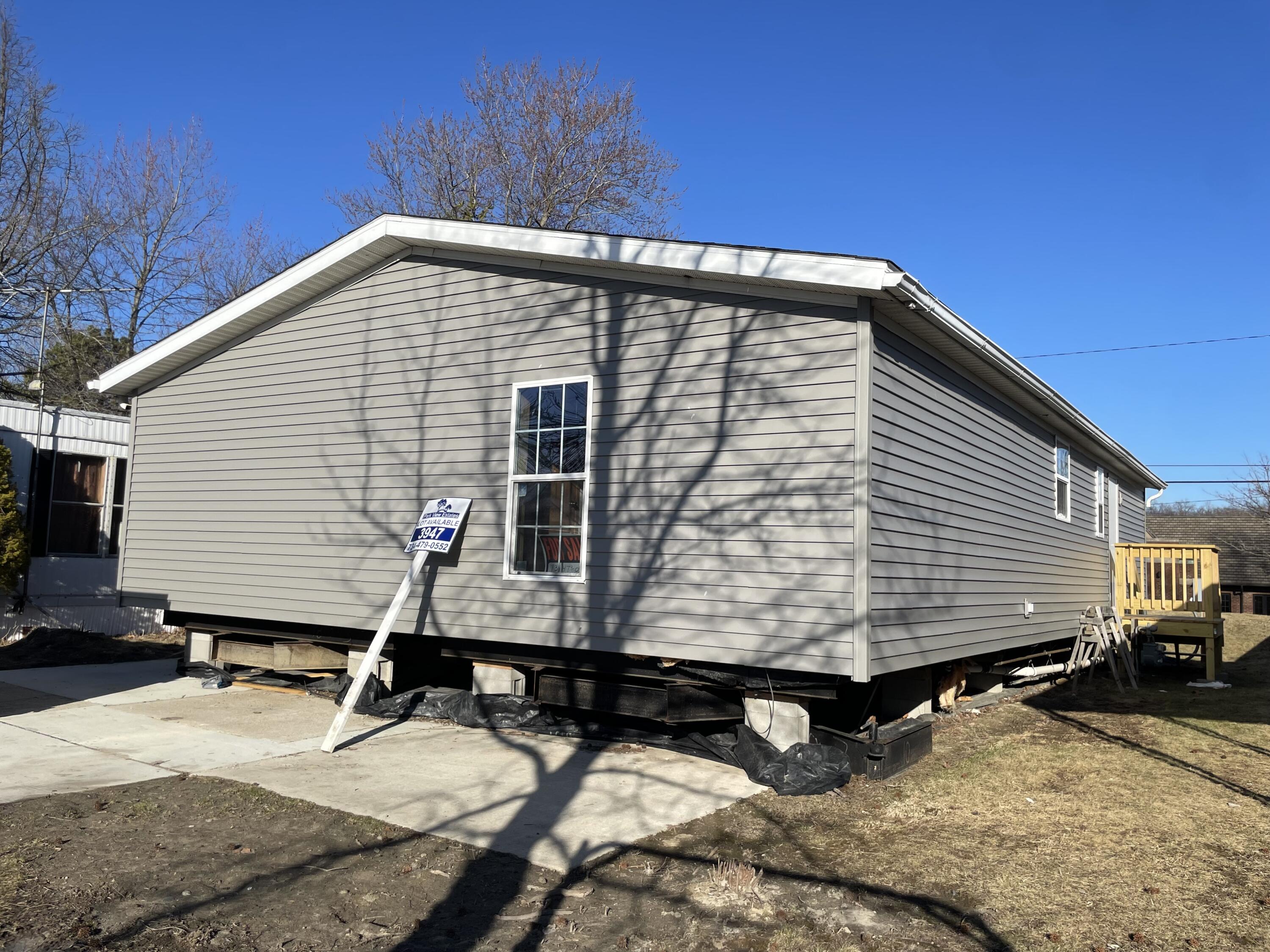 3900 W Jefferson Avenue