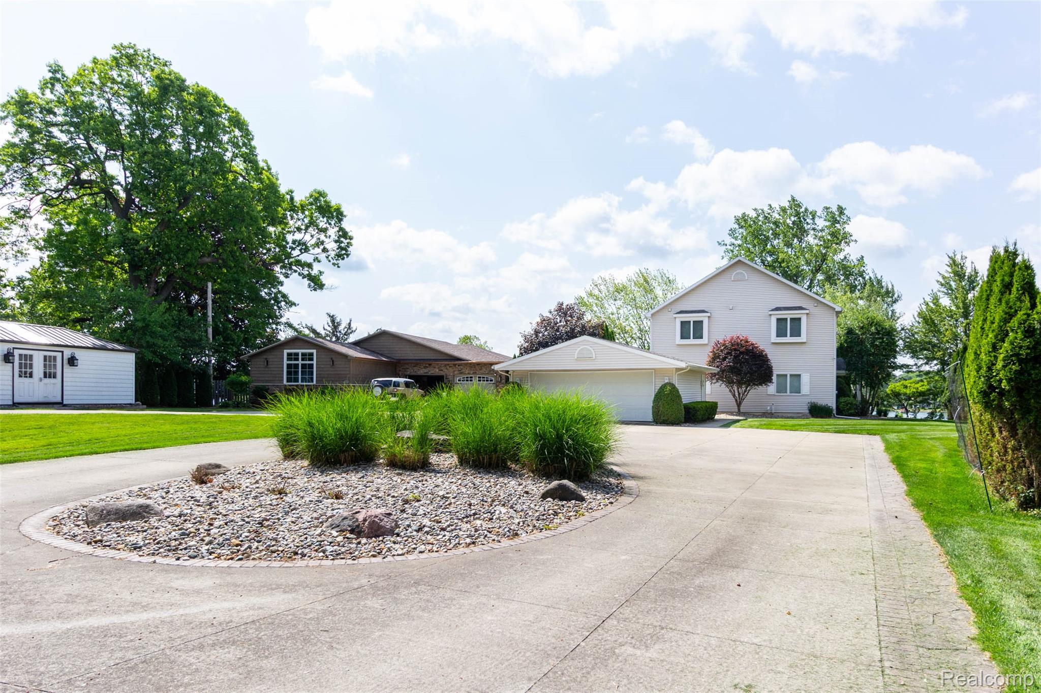 6081 Byram Lake Drive