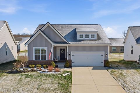 8155 Alyssa Drive Green Oak Township MI 48116