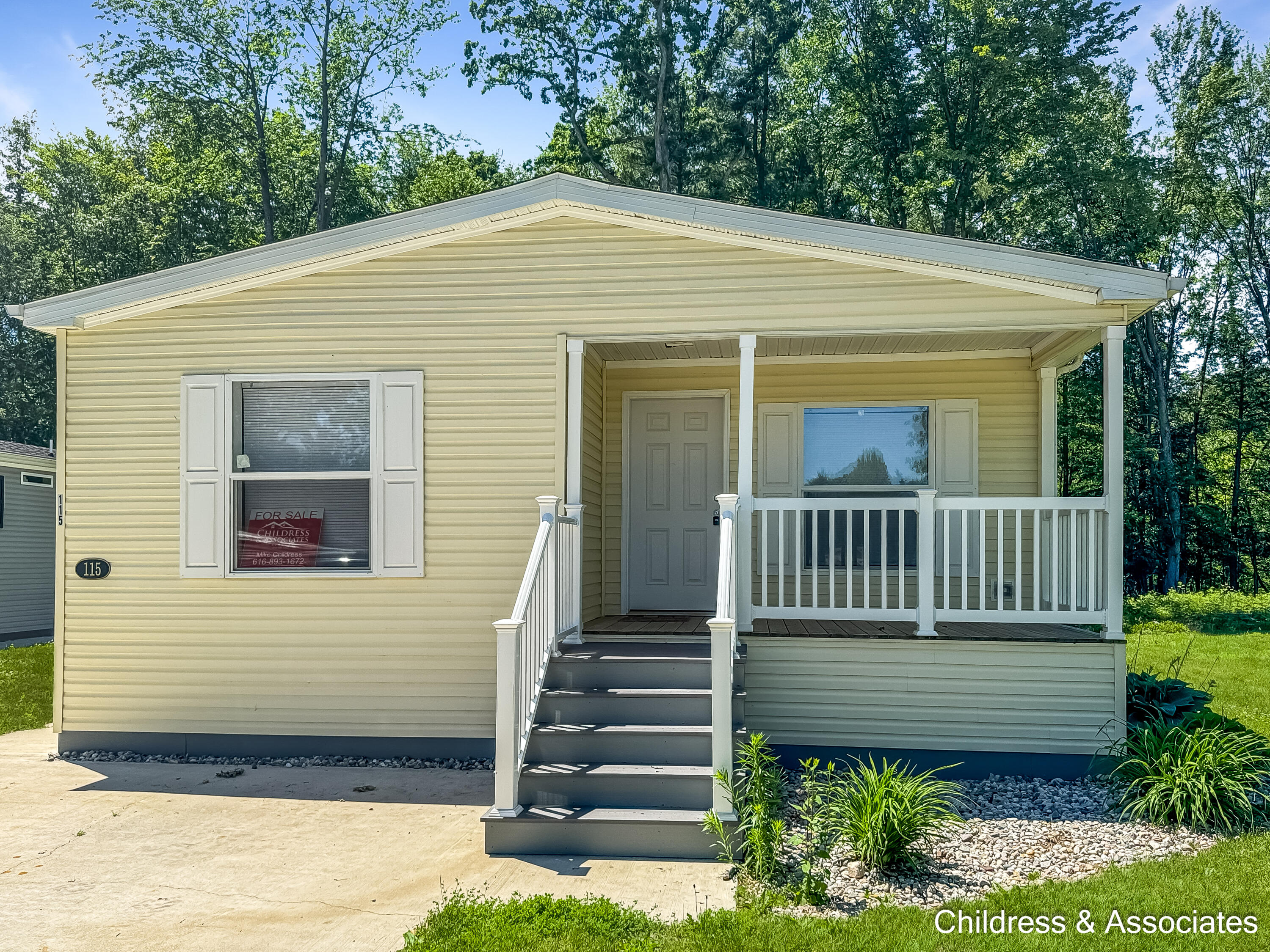115 San Souci Drive NW