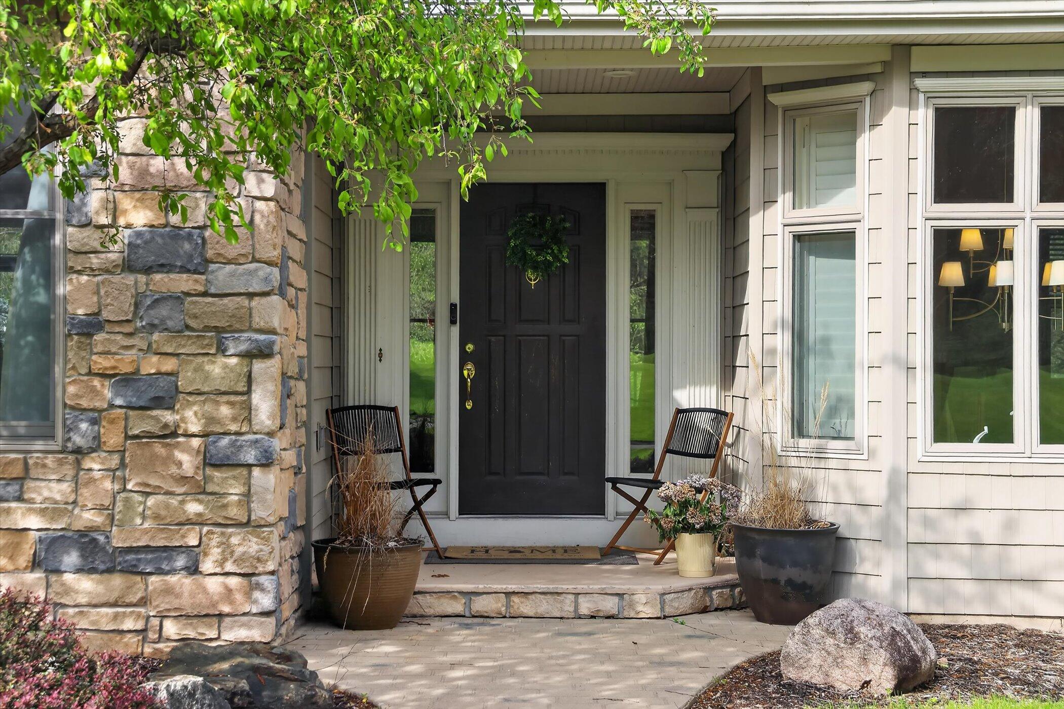 9196 Shade Tree Circle
