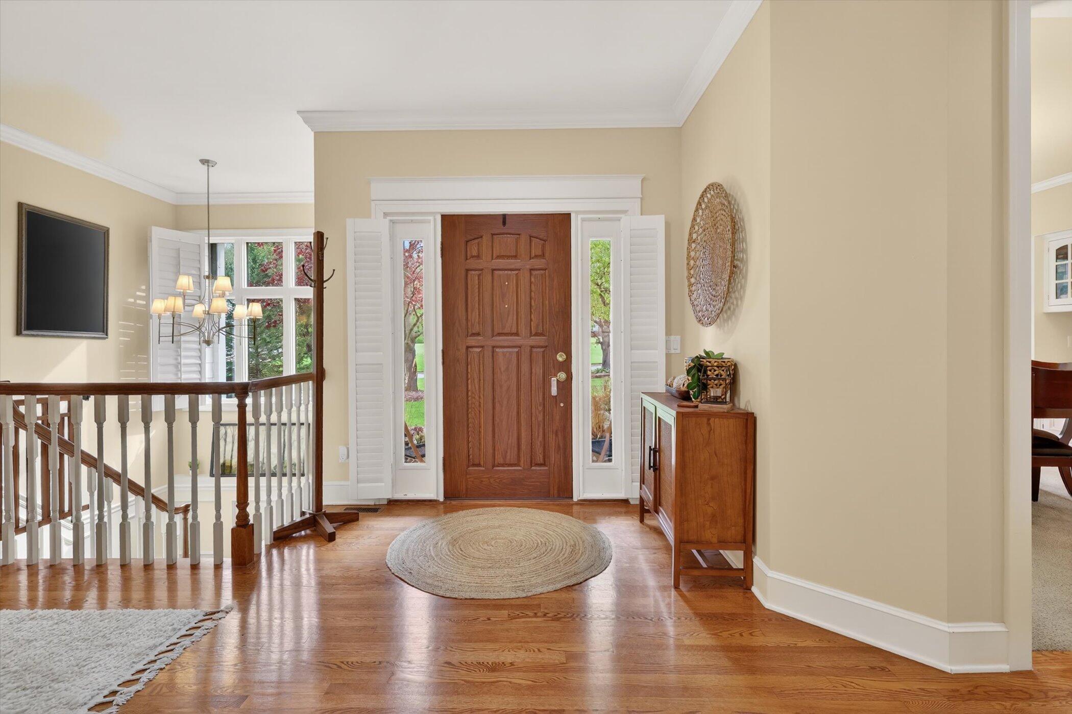 9196 Shade Tree Circle