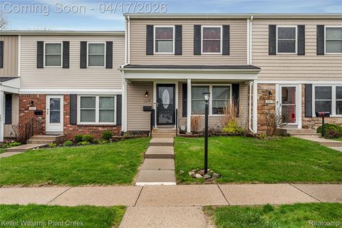 1129 Marquette Ct Rochester Hills City MI 48307