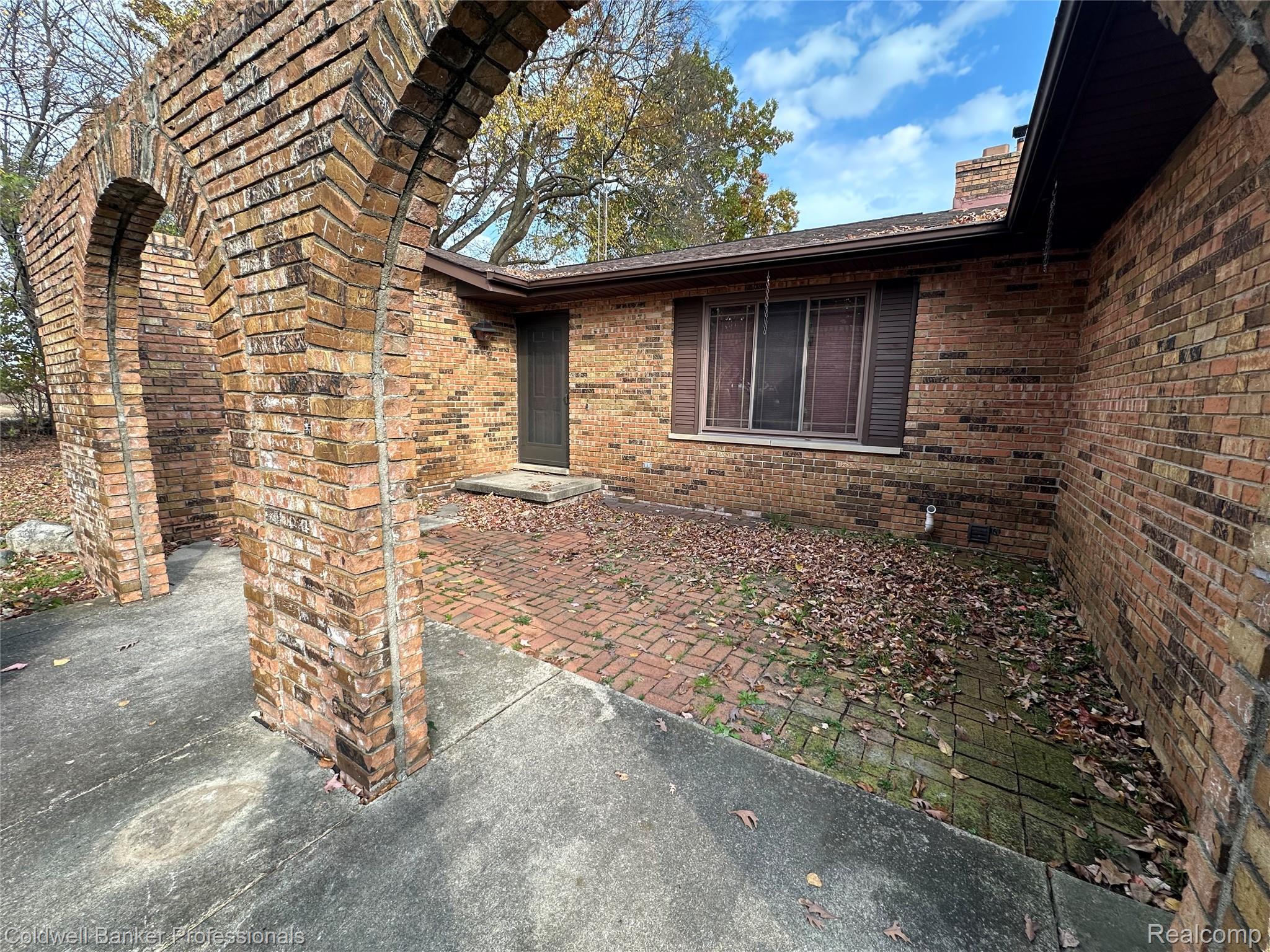 1103 Don Wayne Drive