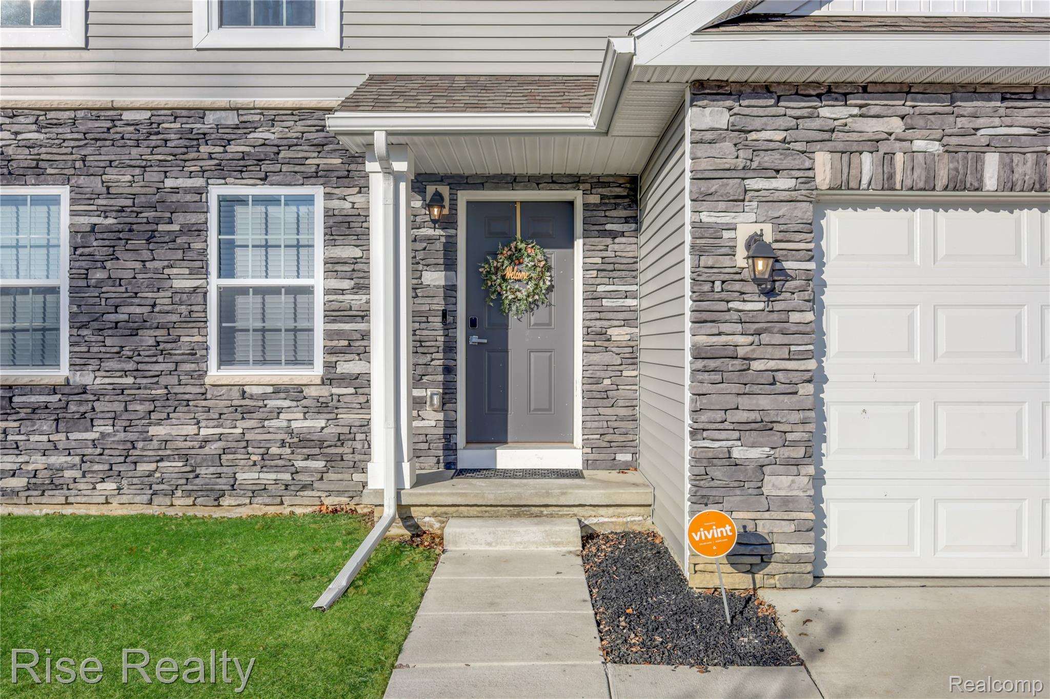 2027 Stillwater Drive