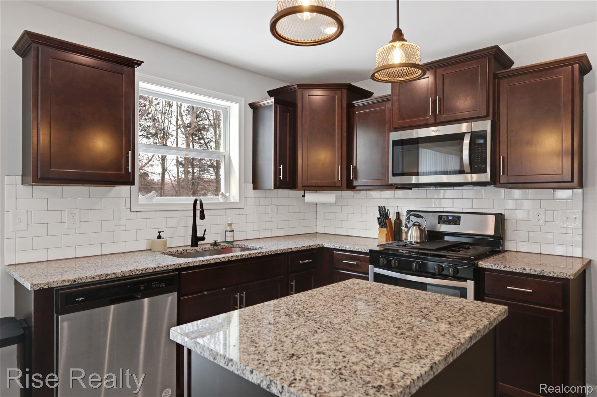 2027 Stillwater Drive