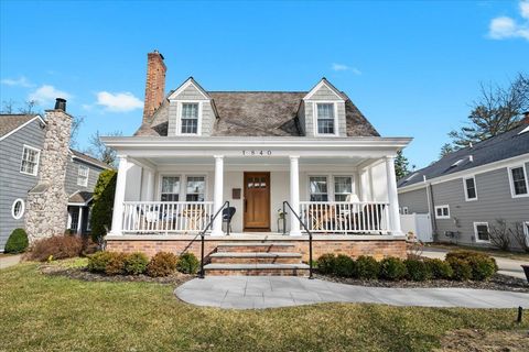 1840 FAIRVIEW Street Birmingham City Oakland MI 48009